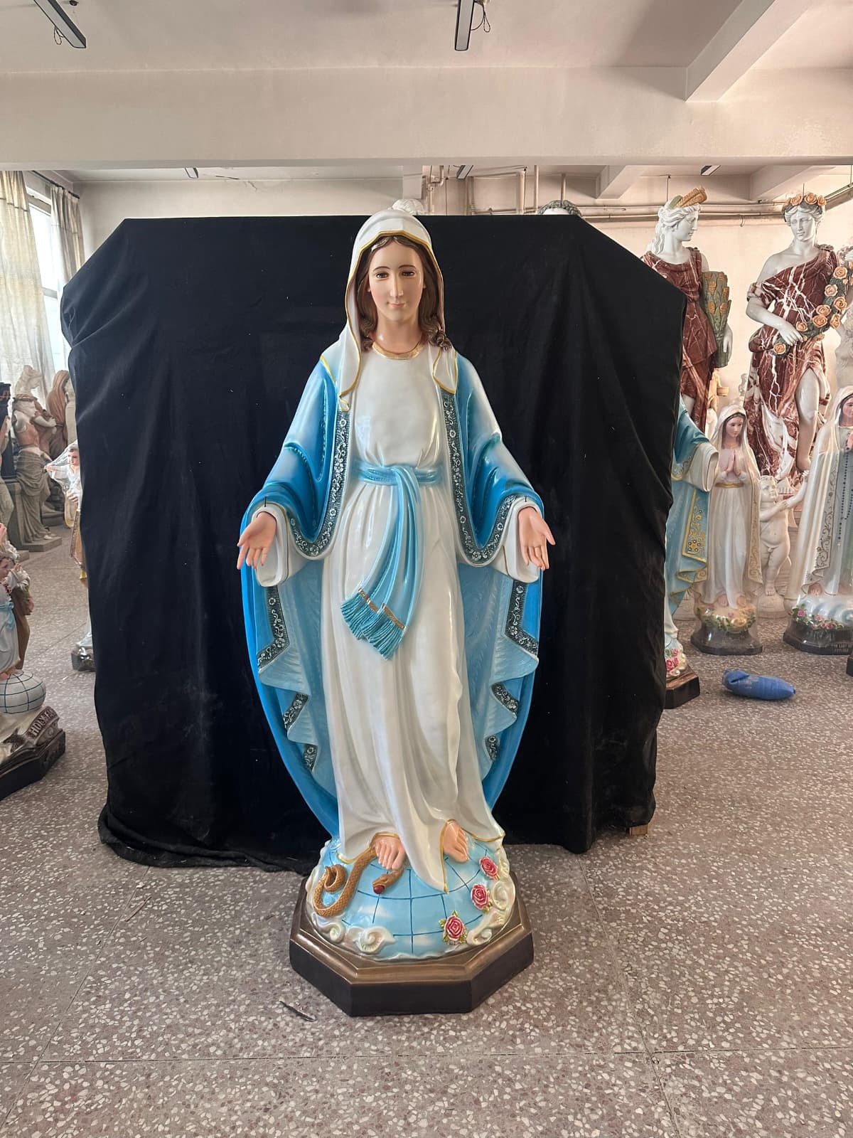 Our Lady of Grace Statue SRC-642